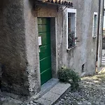 Pace Attraverso Gli Occhi Perledo