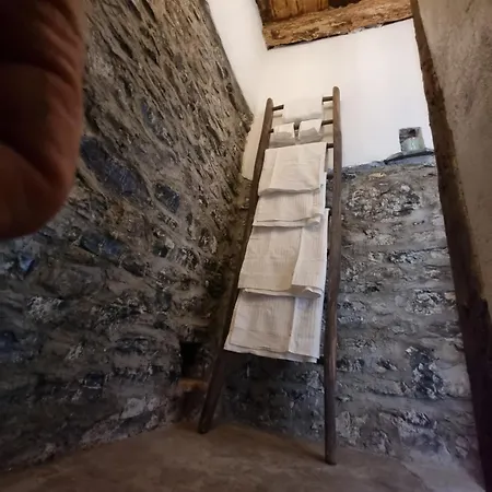 Pace Attraverso Gli Occhi Guest house Perledo