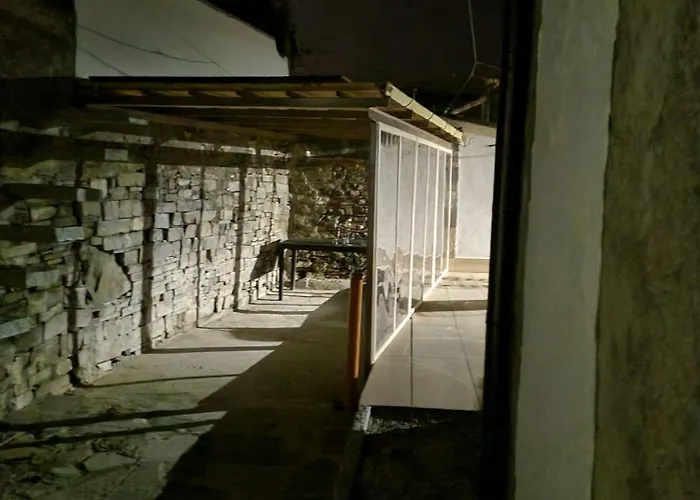 Pace Attraverso Gli Occhi Πανσιόν 3*