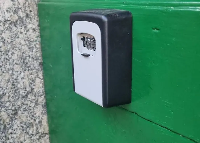 Pace Attraverso Gli Occhi