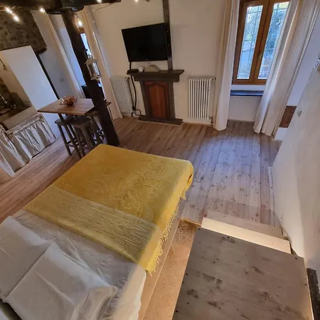 Pace Attraverso Gli Occhi 페를레도