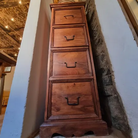 Pace Attraverso Gli Occhi 페를레도