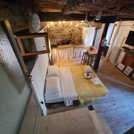 Pace Attraverso Gli Occhi 페를레도