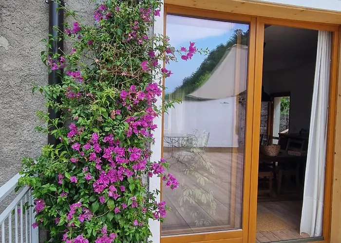 Pace Attraverso Gli Occhi Guest house Perledo