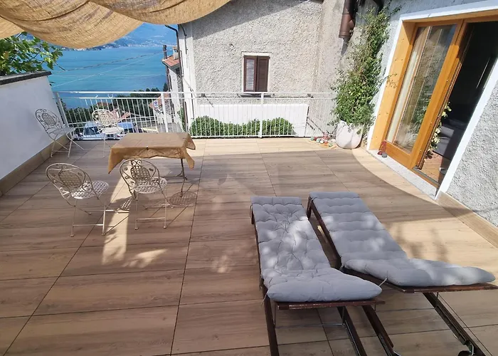 Pace Attraverso Gli Occhi 3* Perledo